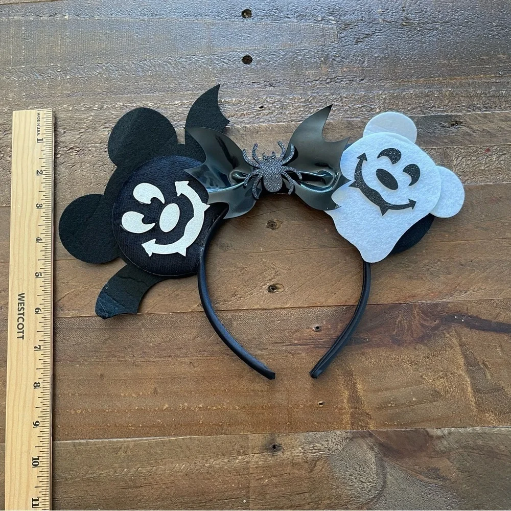 Halloween‎ Mickey Ears